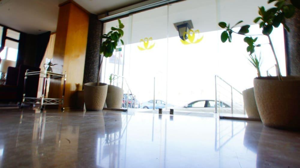 Al Muhaidb Residence Ал Хубар Екстериор снимка