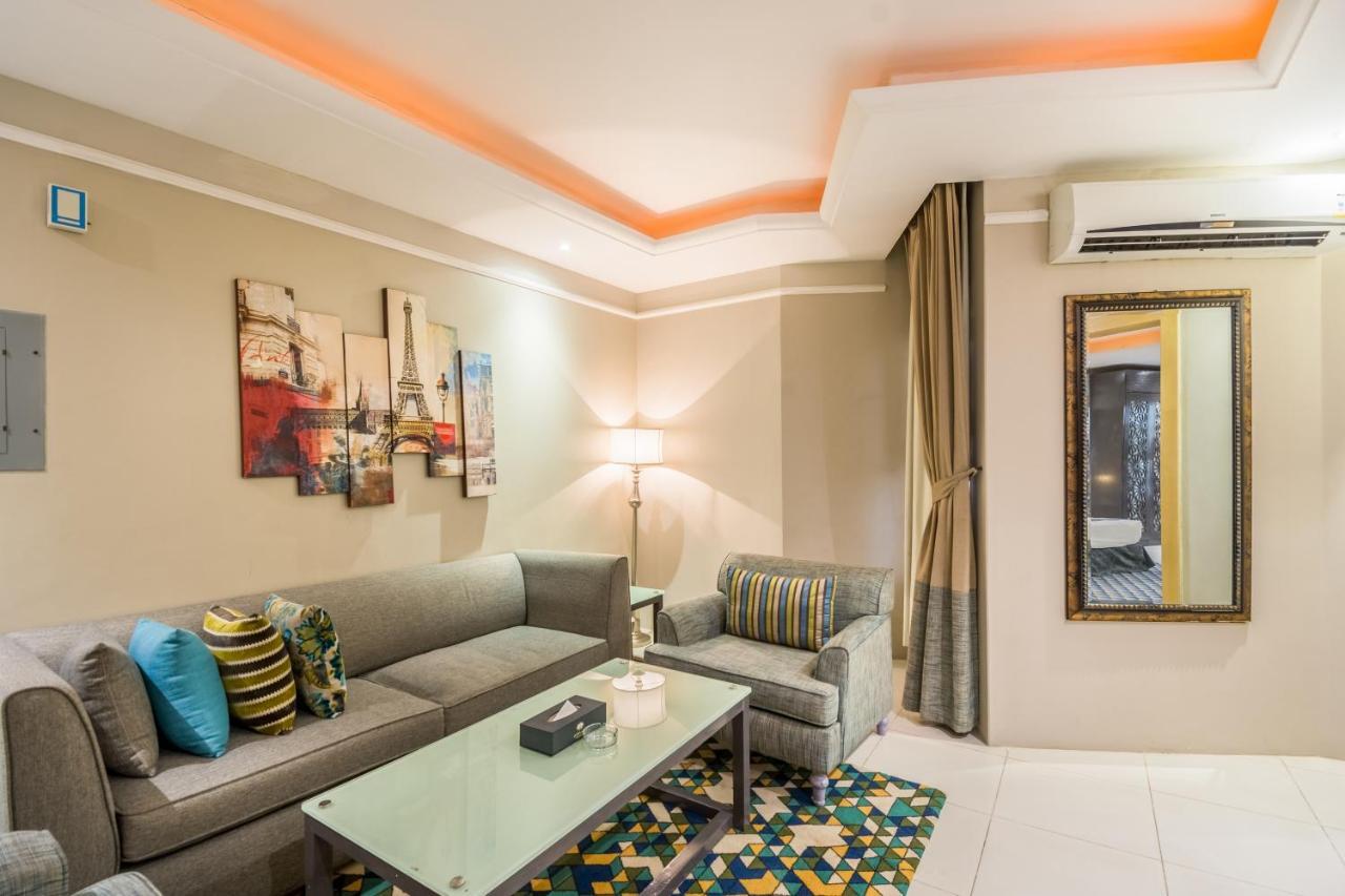 Al Muhaidb Residence Ал Хубар Екстериор снимка