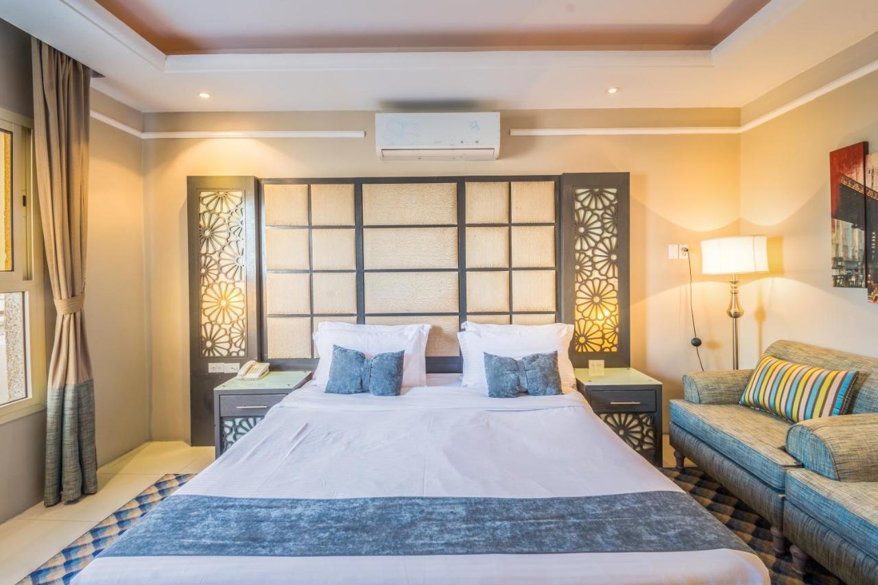 Al Muhaidb Residence Ал Хубар Екстериор снимка