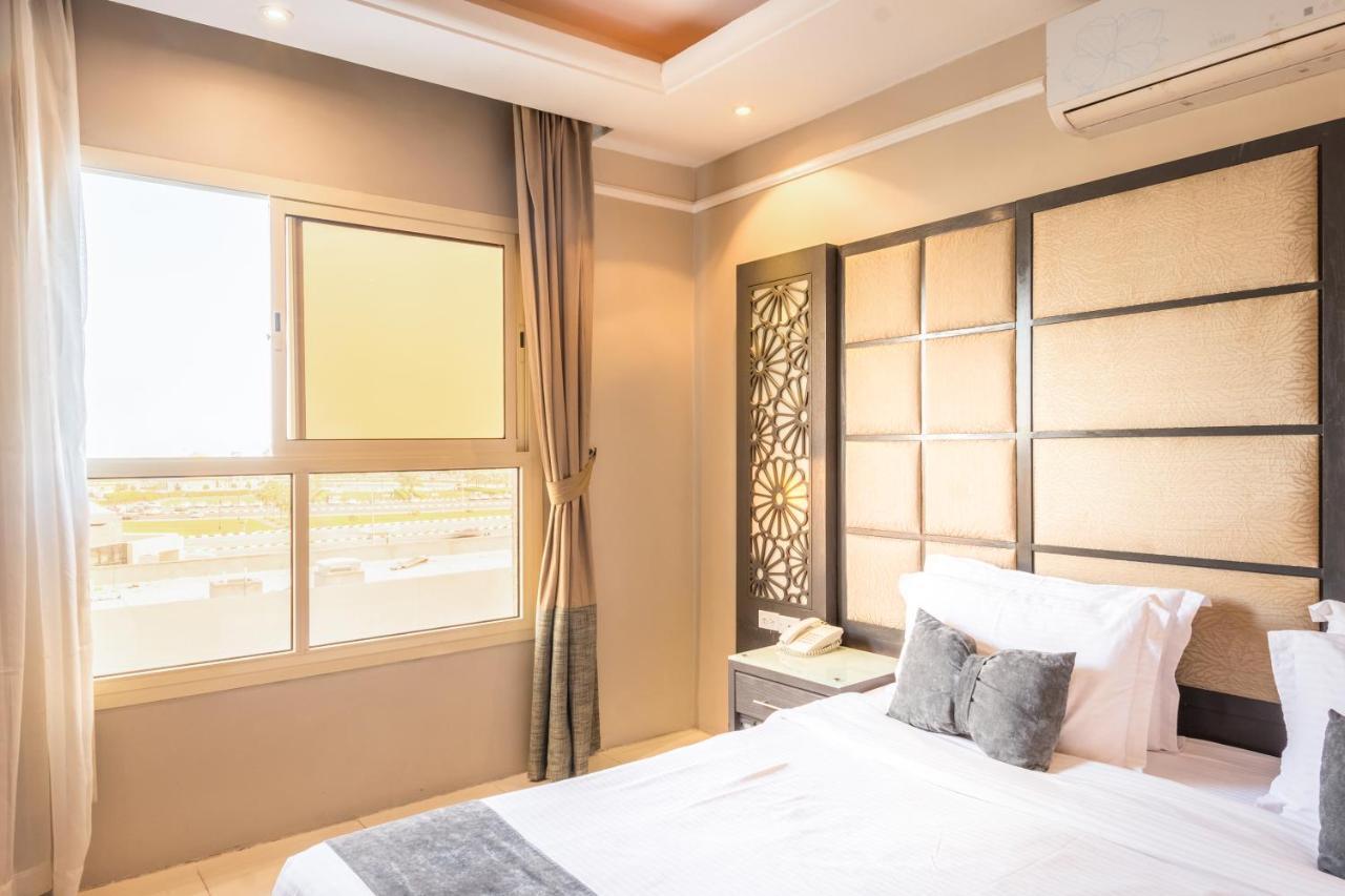 Al Muhaidb Residence Ал Хубар Екстериор снимка